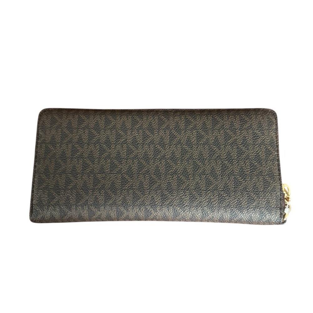 Michael Kors Jet Set Travel Large Logo Quarter-Zip Wallet - Picture 2 of 4